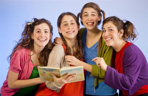 תואר ראשון - תיאטרון - הפקות- בגן של ביאליק כפיר בולוטין
